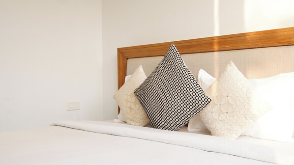 Free WiFi - Sun Contemporary by Dia Homes (Nerul)