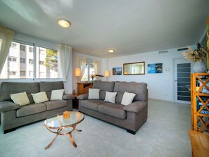 TV - Apartment Rubino by Interhome (Calpe/Calp)