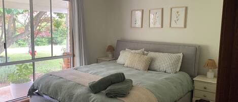 Internet, bed sheets