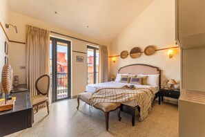 Klassieke villa, balkon, uitzicht op tuin