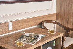 Premier Double Room, Mountain View | Interior - Hill Side Town Hotel (Da Lat)