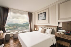 Deluxe Double Room, Mountain View - Hill Side Town Hotel (Thanh Pho Da Lat)