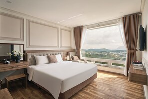 Premier Double Room, Mountain View - Hill Side Town Hotel (Thanh Pho Da Lat)