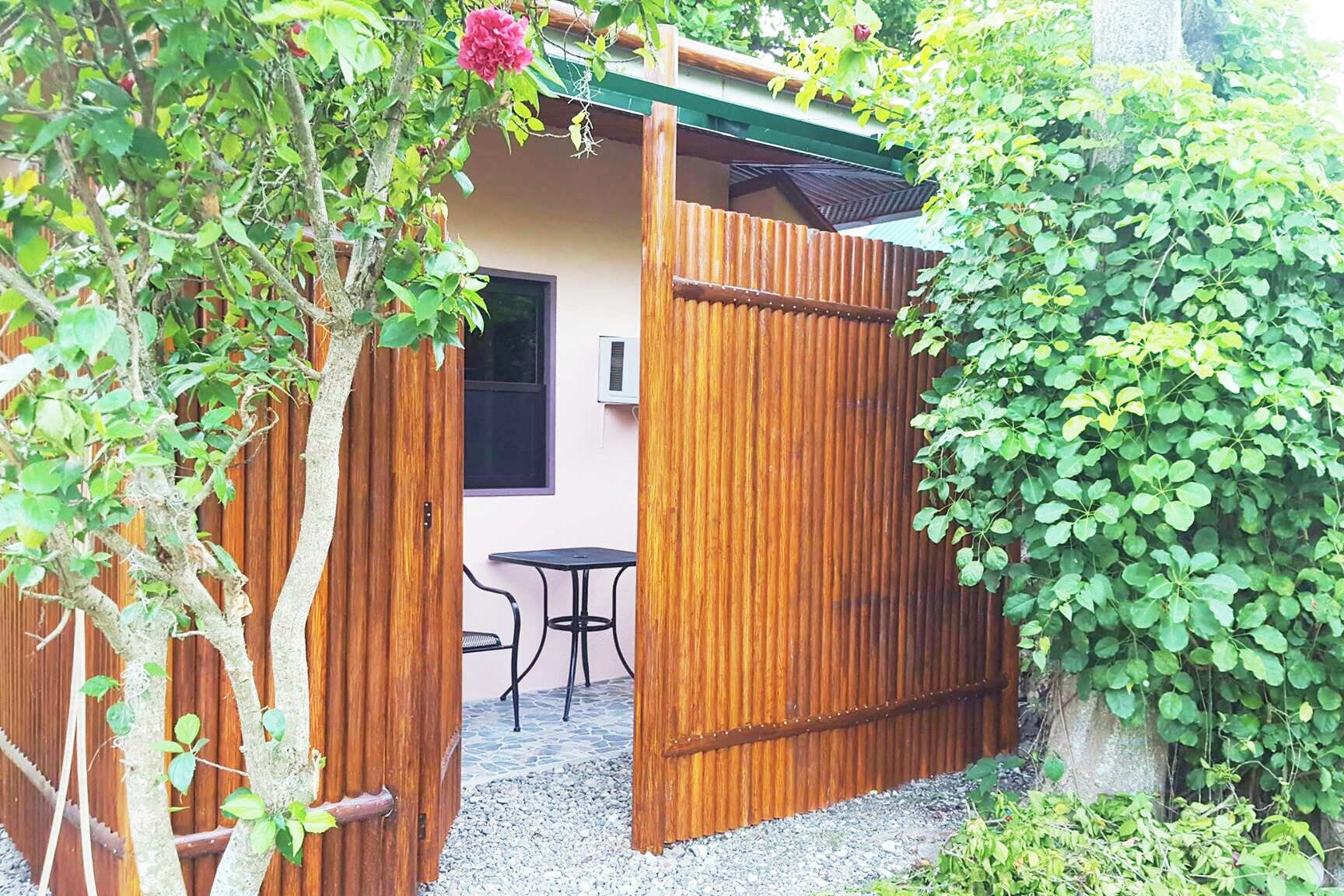 واجهة المنشأة