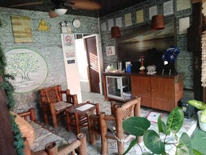 Reception - MJs Garden Hotel Moalboal powered by Cocotel (Cebu City)