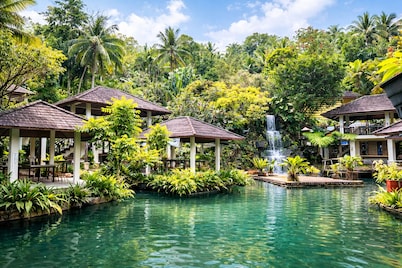 Kamayan sa Palaisdaan Hotel and Resort Quezon
