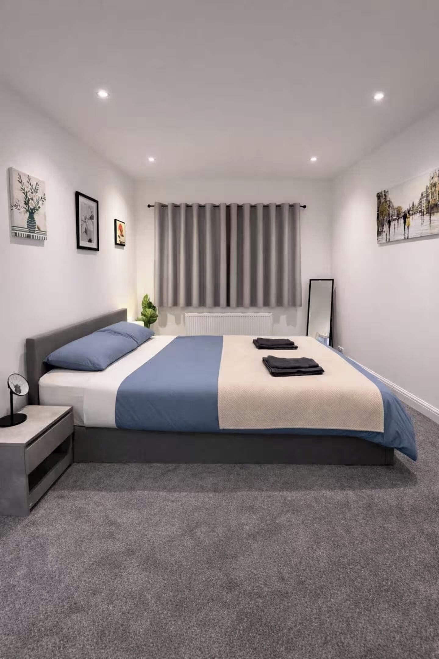 3 bedrooms, desk, iron/ironing board, free WiFi