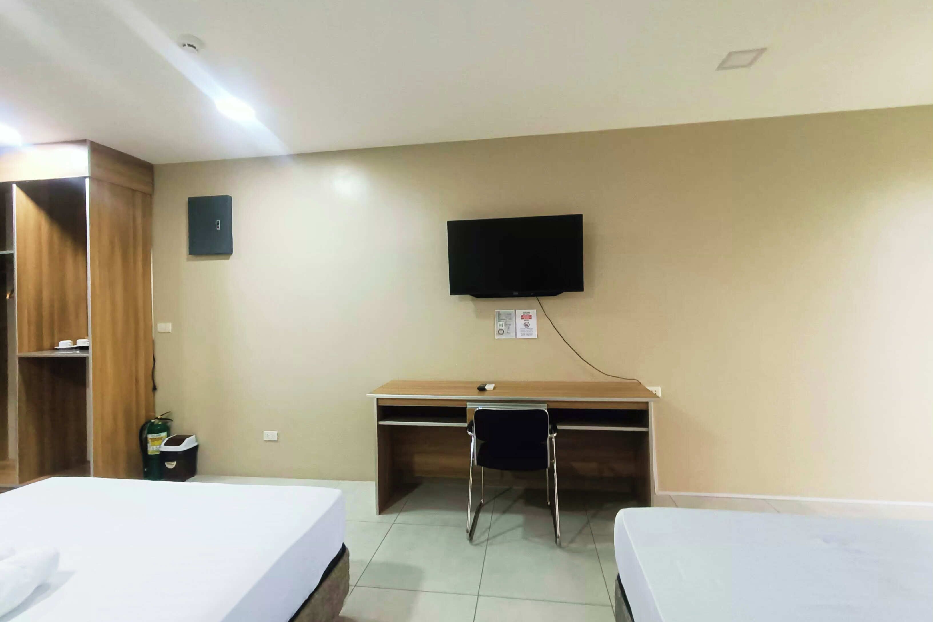 Svit Superior | Skrivbord, arbetsyta för laptop, gratis wi-fi och sängkläder