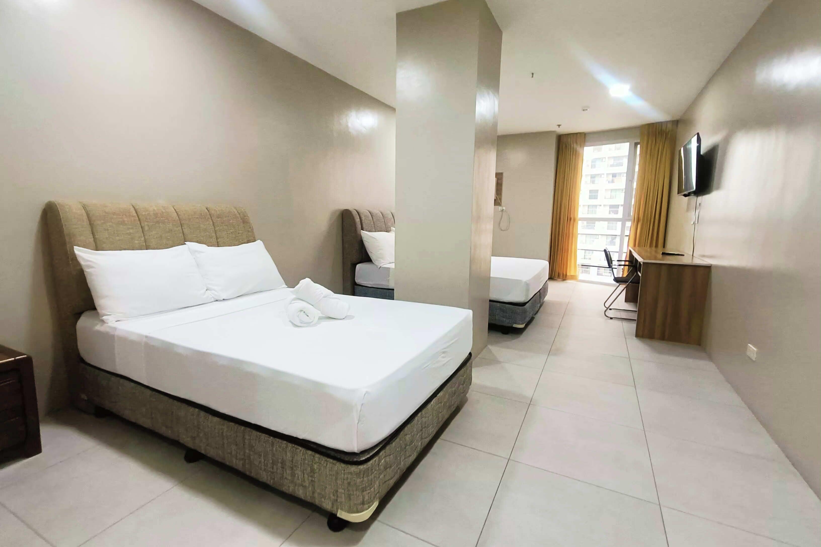Family Suite Room | Free WiFi, bed sheets
