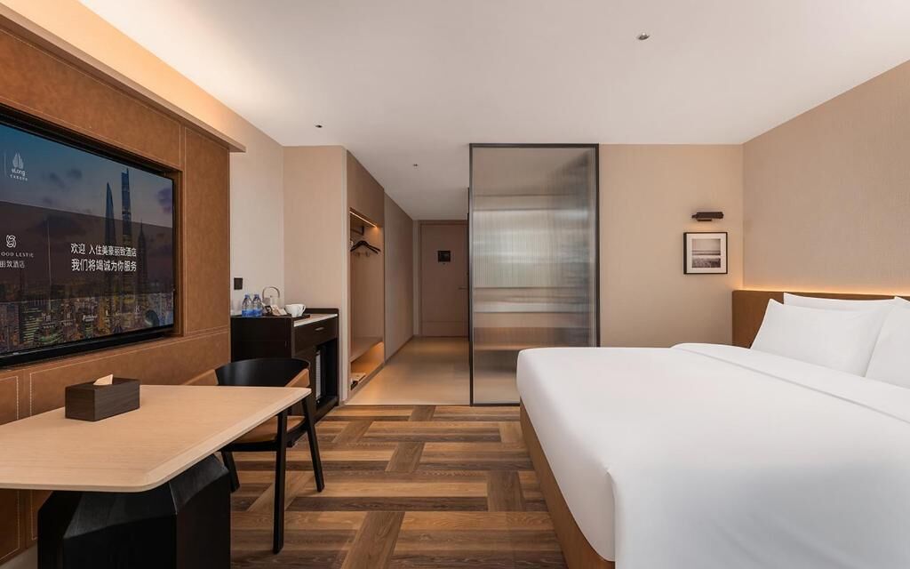 Classic Double Room, City View