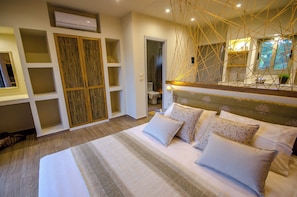 Junior Suite, Balcony, Sea View | In-room safe, soundproofing, iron/ironing board