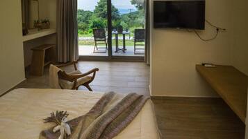 Junior Suite, Sea View | In-room safe, soundproofing, iron/ironing board