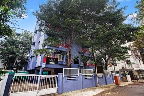 Exterior - Super Collection O Grey House (Pune)