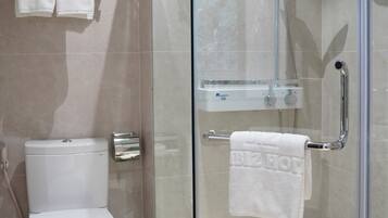 Deluxe Double Room, City View | Bathroom | Slippers