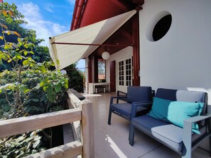 Terrace/patio - Large 16-person house between Bassin d'Arcachon & Ocean, hidden from view (Lège-Cap-Ferret)