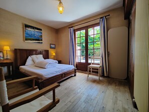 6 bedrooms, WiFi, bed sheets - Large 16-person house between Bassin d'Arcachon & Ocean, hidden from view (Lège-Cap-Ferret)