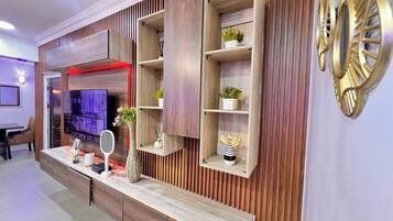 Economy Apartment, Balcony, City View | Interior