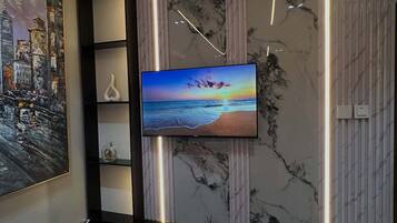 Appartement Deluxe, balcon, vue ville | Intérieur