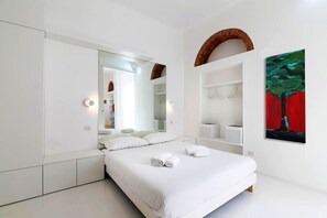 Luokittelematon kuva, 4 kautta 32, painike