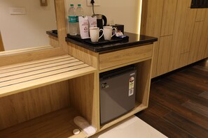 Standard Room | Desk, laptop workspace, free WiFi - The Mahanta Boutique Hotel and Resort (Meerut)