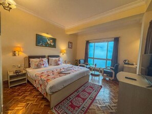 Unclassified image, 4 of 25, button - Rare Himalayas De Regency (Sikkim)