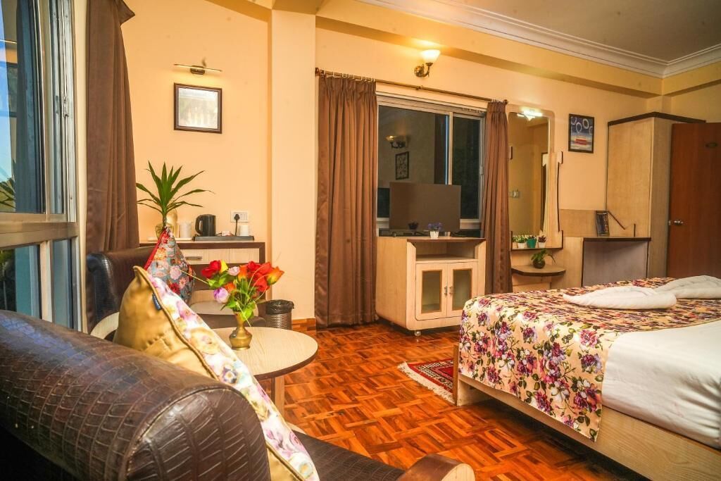 Double Room, Mountain View