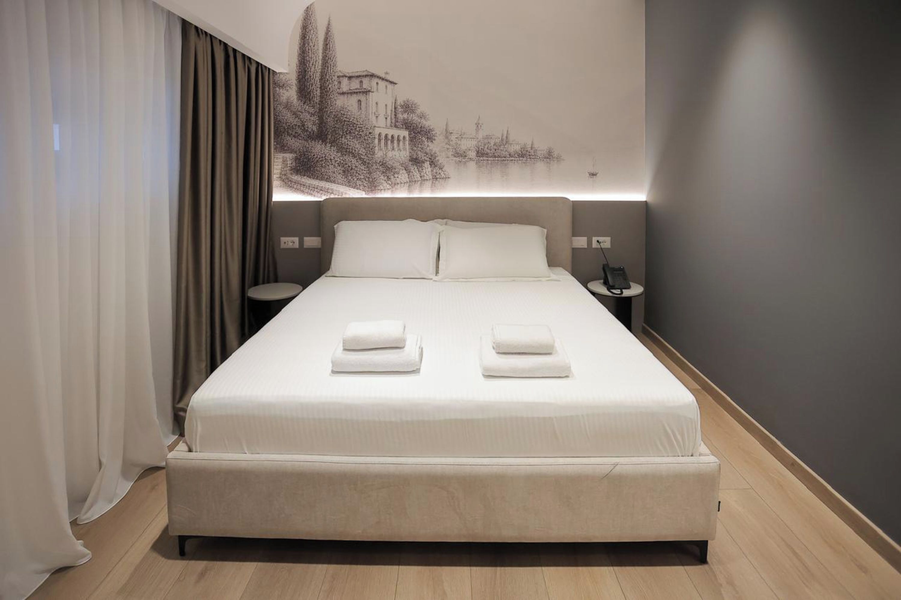 Double Room | Free WiFi