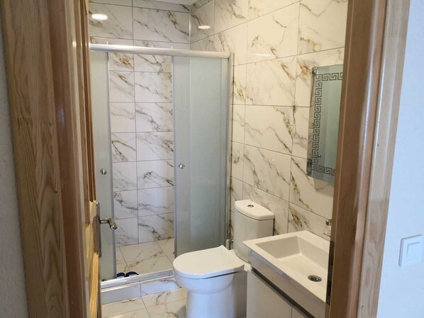 Phòng Suite Tiêu chuẩn, quang cảnh hồ | Phòng tắm