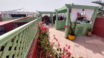 Teras rooftop