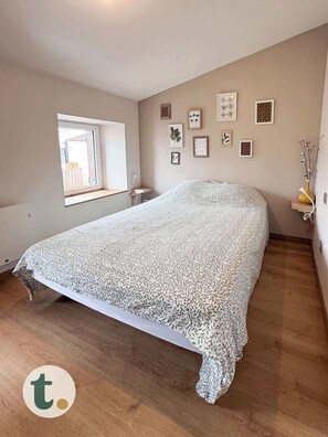 2 bedrooms, travel cot - Tranquiloue - Maison Familiale - 15min Puy du Fou (Les Herbiers)