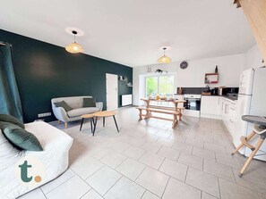 Living area - Tranquiloue - Maison Familiale - 15min Puy du Fou (Les Herbiers)