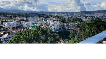 Vue depuis lâhĂ©bergement