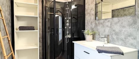 Dusche, Haartrockner