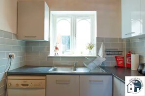 Luokittelematon kuva, 2 kautta 17, painike