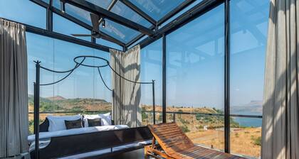 ELIVAAS White House 4BHK Villa With Pool