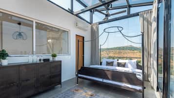 Deluxe Villa, Balcony