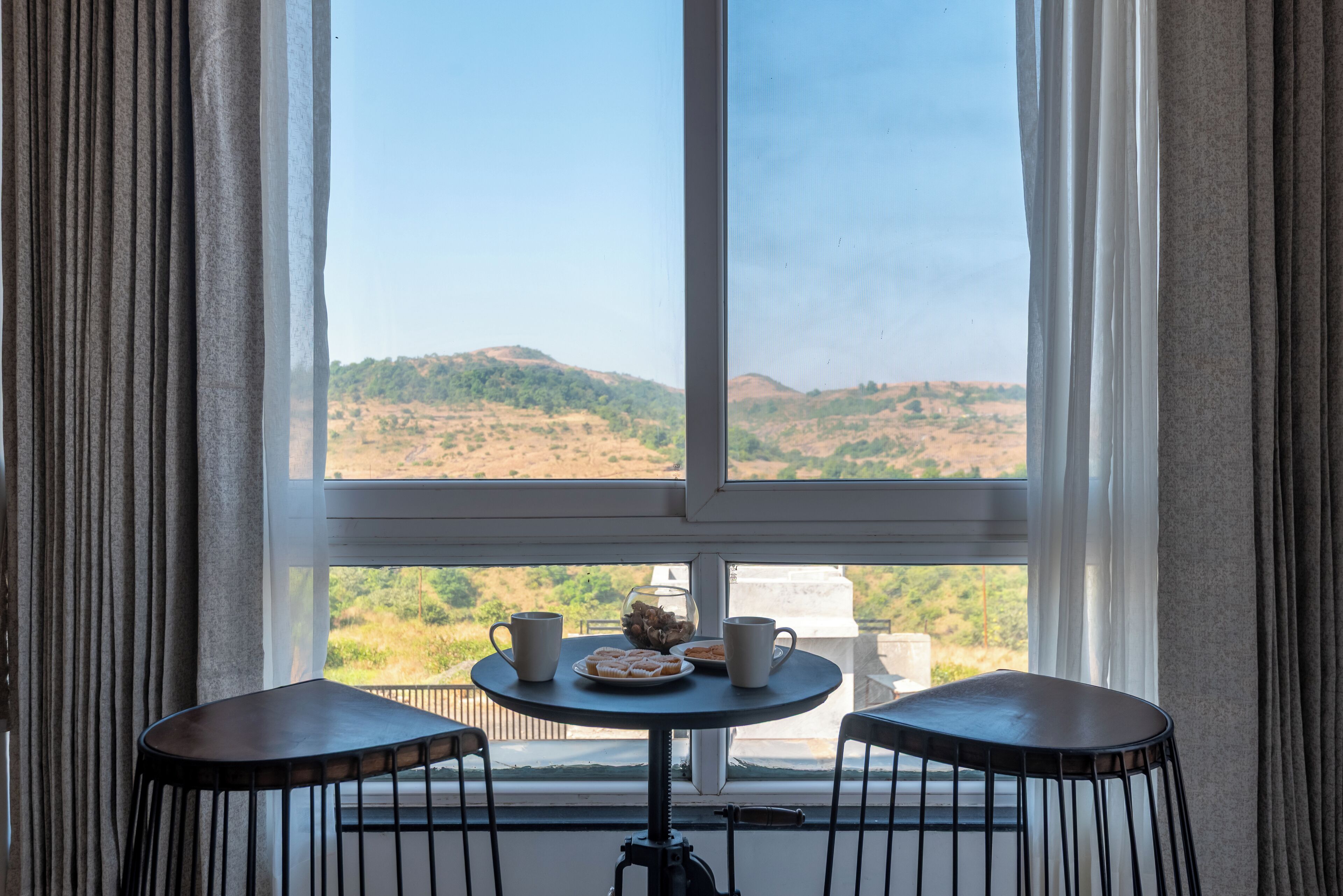 วิลล่า, ระเบียง | ร้านอาหาร