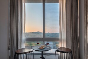 Deluxe Villa, Balcony | Tempat makan