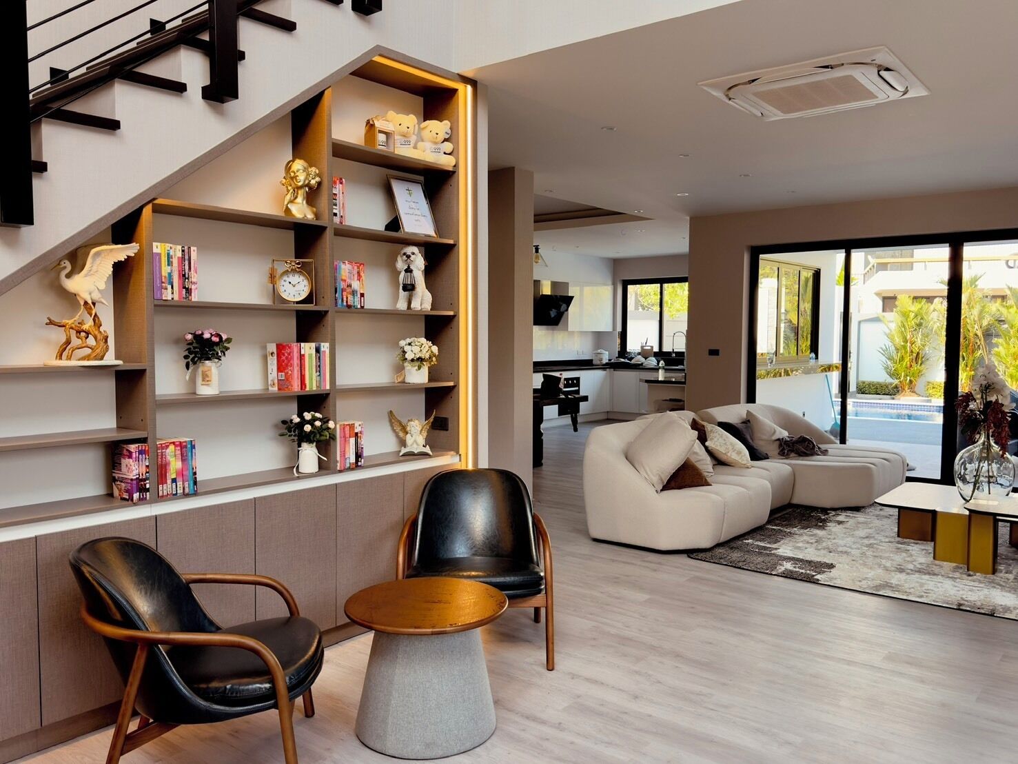 วิลลาพร้อมสระว่ายน้ำ 4 ห้องนอน 4 ห้องน้ำ พร้อมสิ่งอำนวยความสะดวก - Chiang Mai