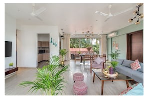 Living area - Viora by Dia hotels And Homes  (Nerul)