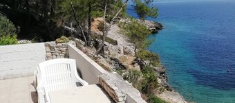 Robinson’s House Maya by Villas Guide