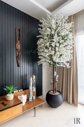 Nicht klassifiziertes Bild, 3 von 13, Schaltfläche