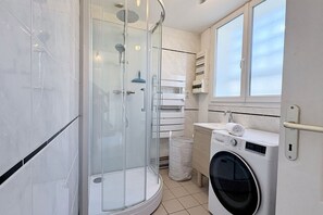 Shower, towels - Le vieux canal, house near the port of Le Crotoy (Le Crotoy)