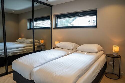 House | 3 bedrooms, individually furnished, bed sheets