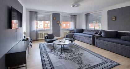 Ferienwohnung Würzburg/Heidingsfeld
Apartment R 1 Grau