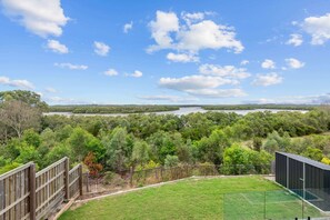 Property grounds - Brand New Riverfront Home, Pool and Sunrise Views (Griffin)