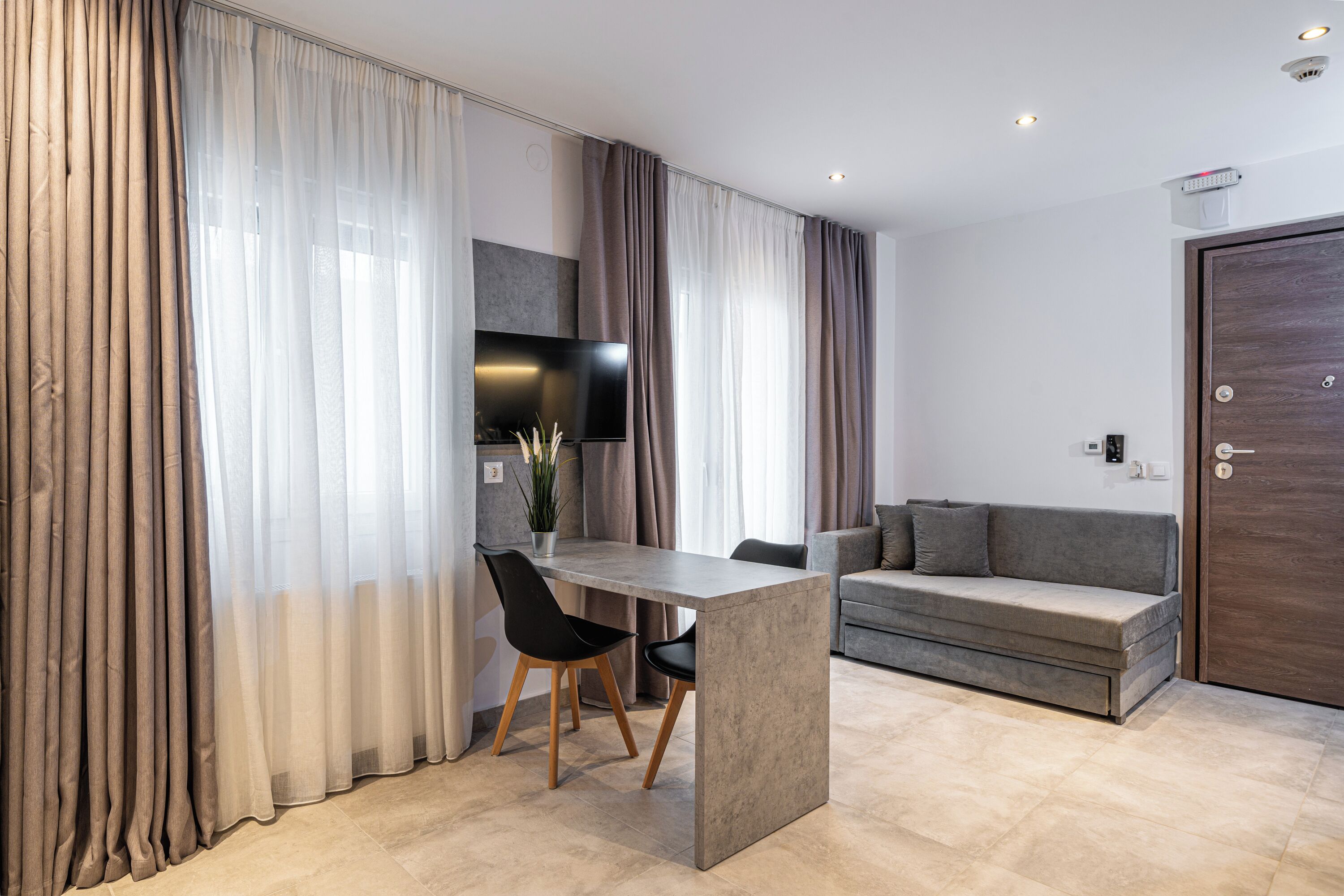 Deluxe Apartment | Living area
