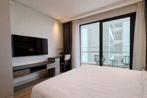 尊荣开间, 部分海洋景观 | 办公桌、笔记本电脑工作区、免费 WiFi、床单