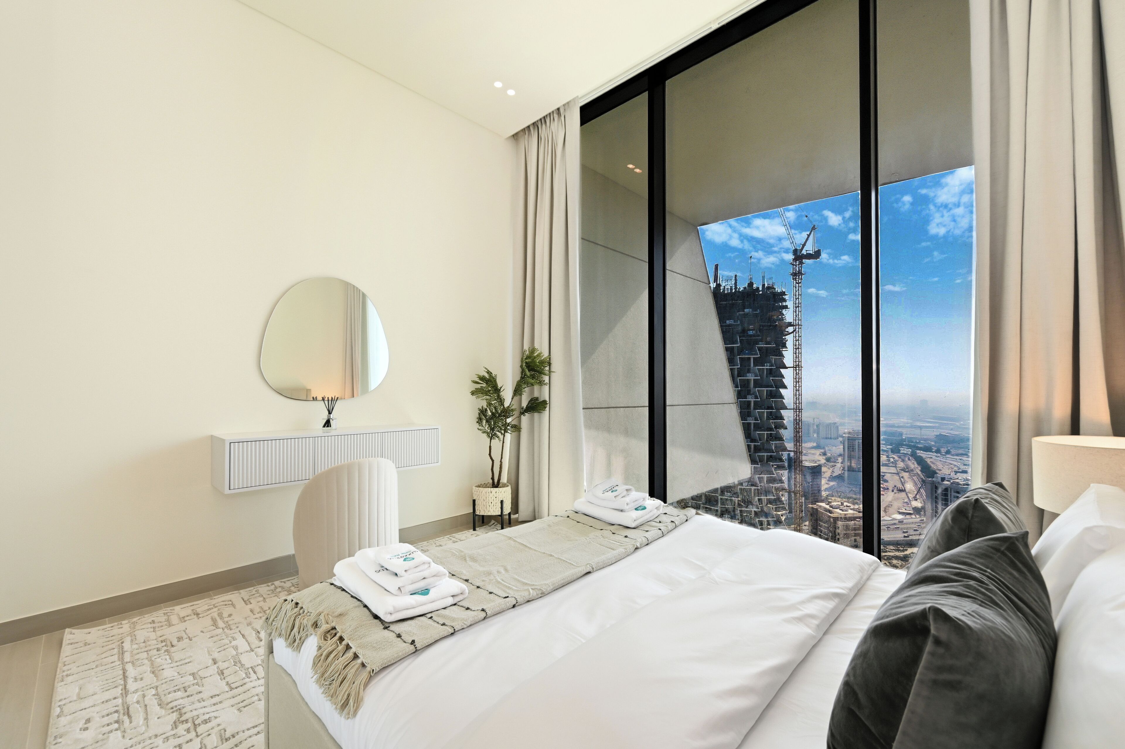 Departamento, balcón, vista a la ciudad | Tabla de planchar con plancha y wifi gratis 