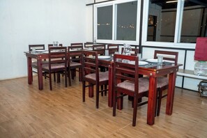 Dining - Rio Grande Retreat  (Kodaikanal)